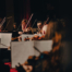 Contrata una orquesta
